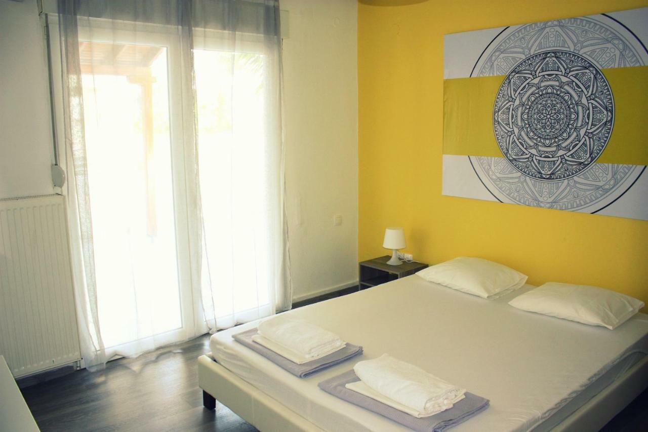 Nei Epivates Rental Rooms 50M From The Beach Néoi Epivátai Eksteriør billede
