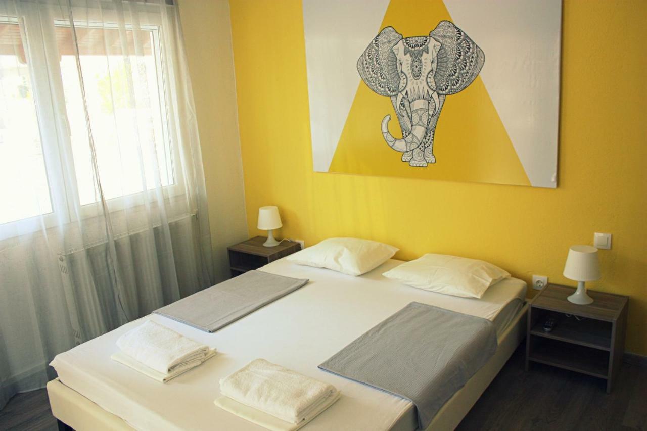 Nei Epivates Rental Rooms 50M From The Beach Néoi Epivátai Eksteriør billede