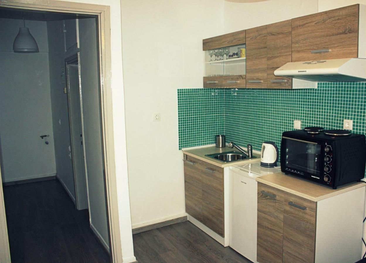 Nei Epivates Rental Rooms 50M From The Beach Néoi Epivátai Eksteriør billede